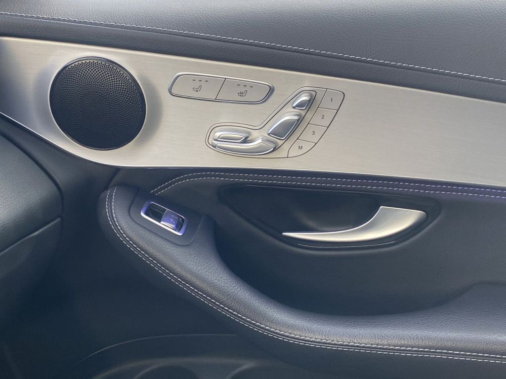 Mercedes-Benz GLC 300 2022