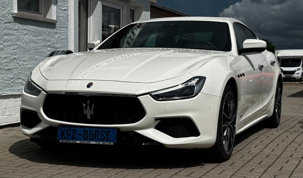 Maserati Ghibli 2021