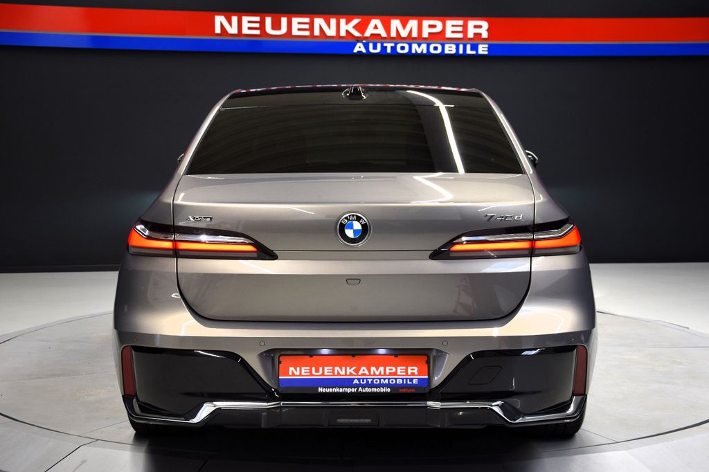BMW 740 2024