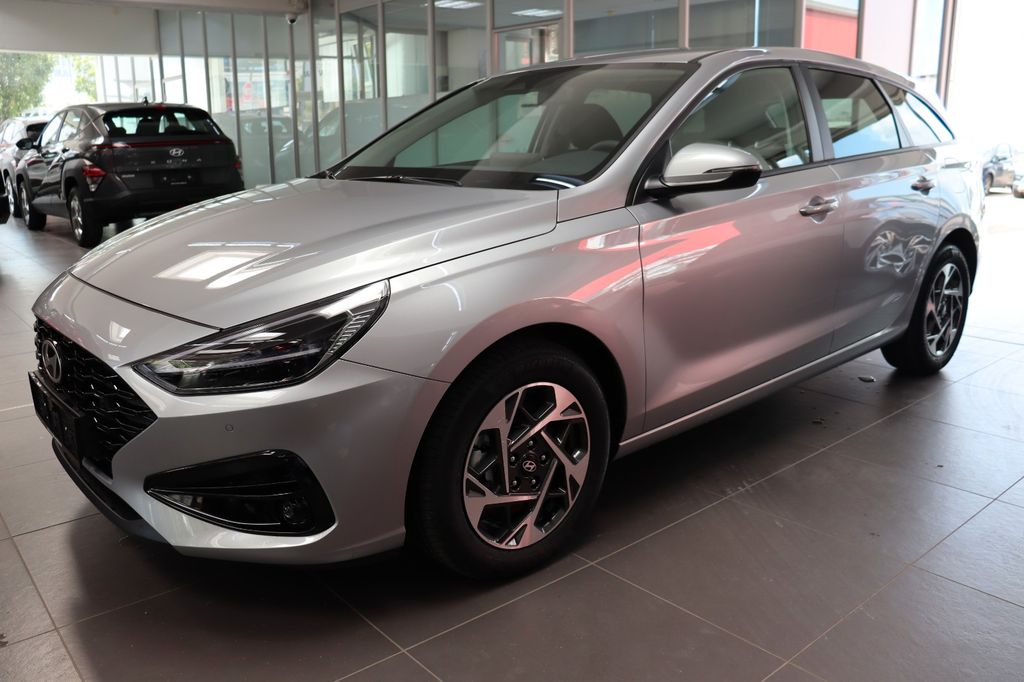 Hyundai i30 2025