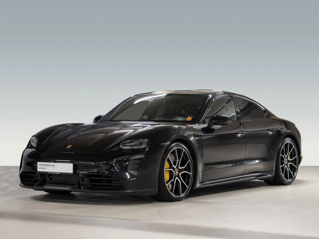 Porsche Taycan 2022