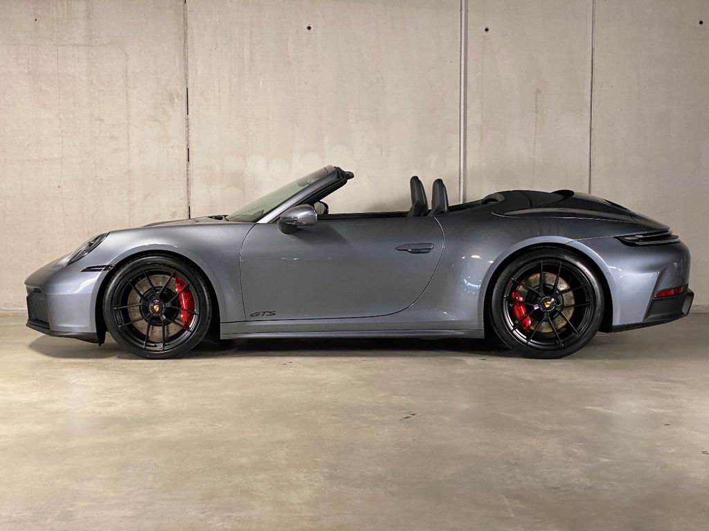 Porsche 992
