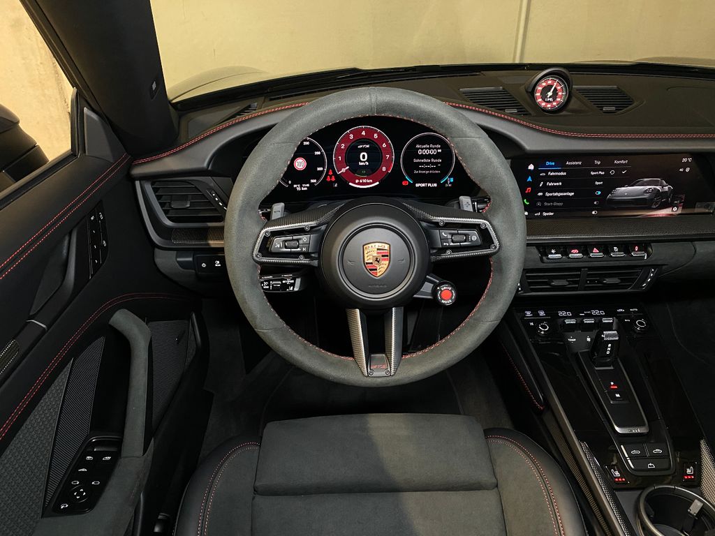 Porsche 992