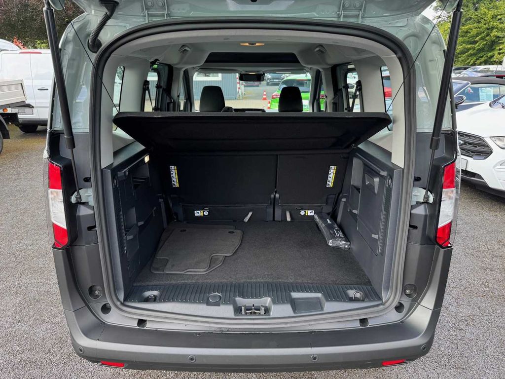 Ford Tourneo Courier 2025