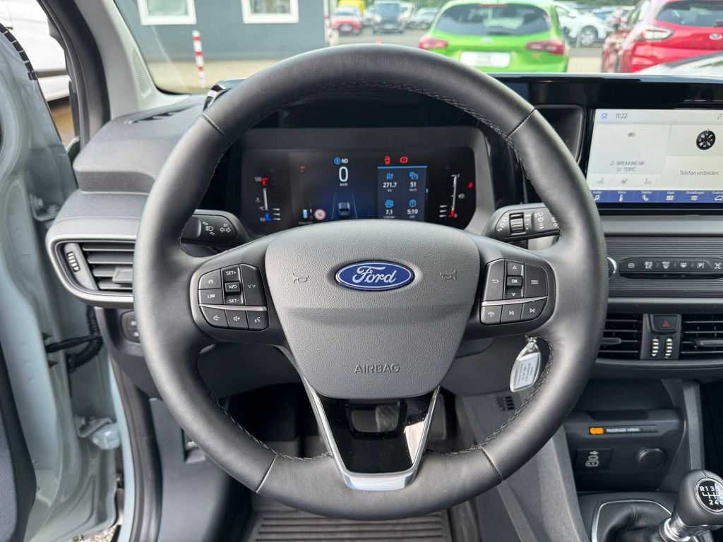 Ford Tourneo Courier 2025