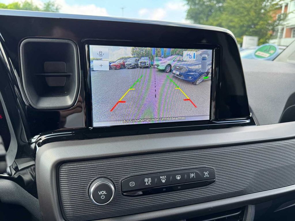 Ford Tourneo Courier 2025