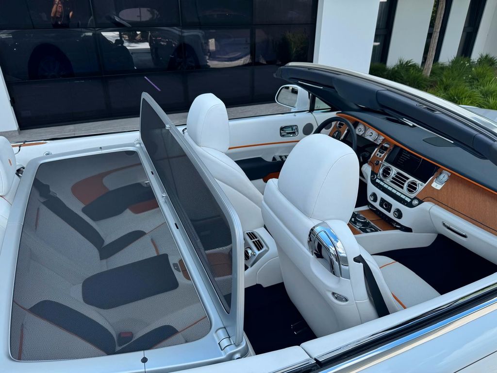 Rolls-Royce Dawn 2018