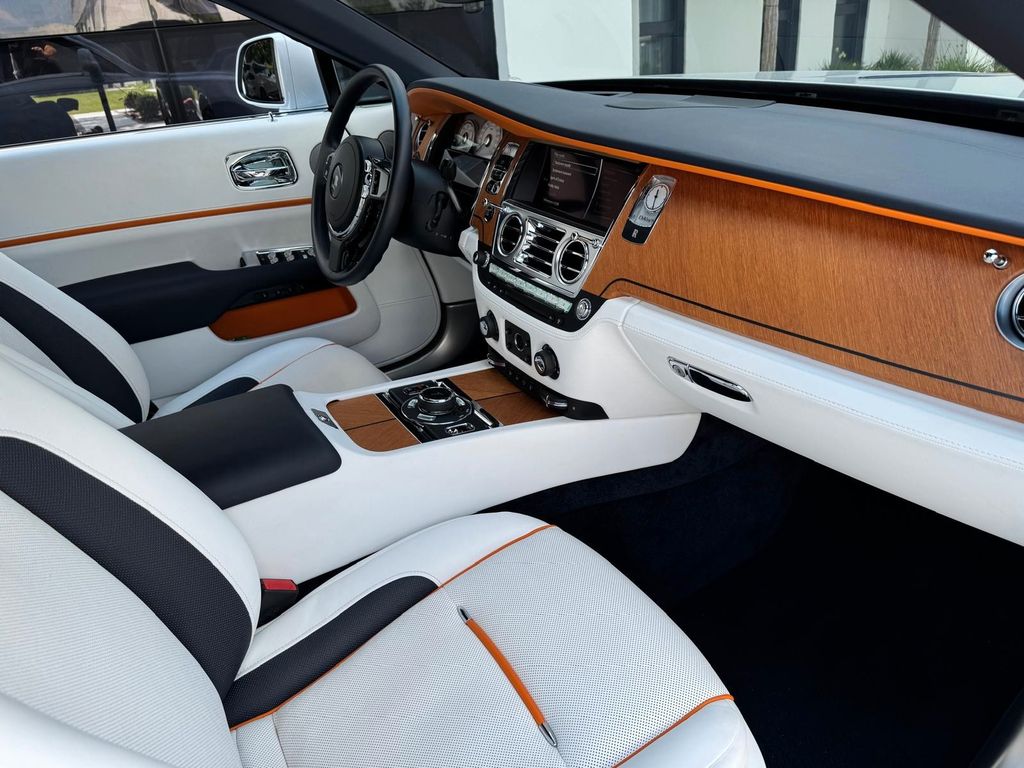 Rolls-Royce Dawn 2018