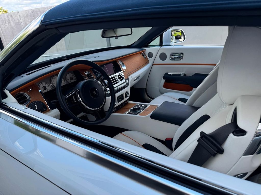 Rolls-Royce Dawn 2018