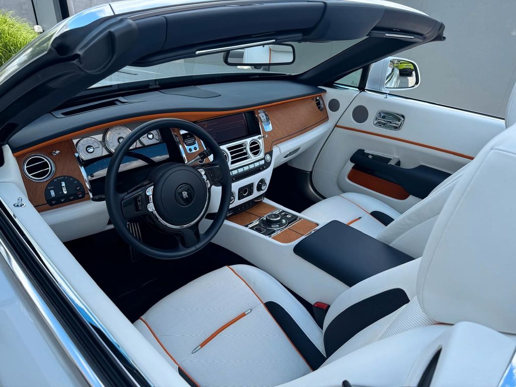 Rolls-Royce Dawn 2018