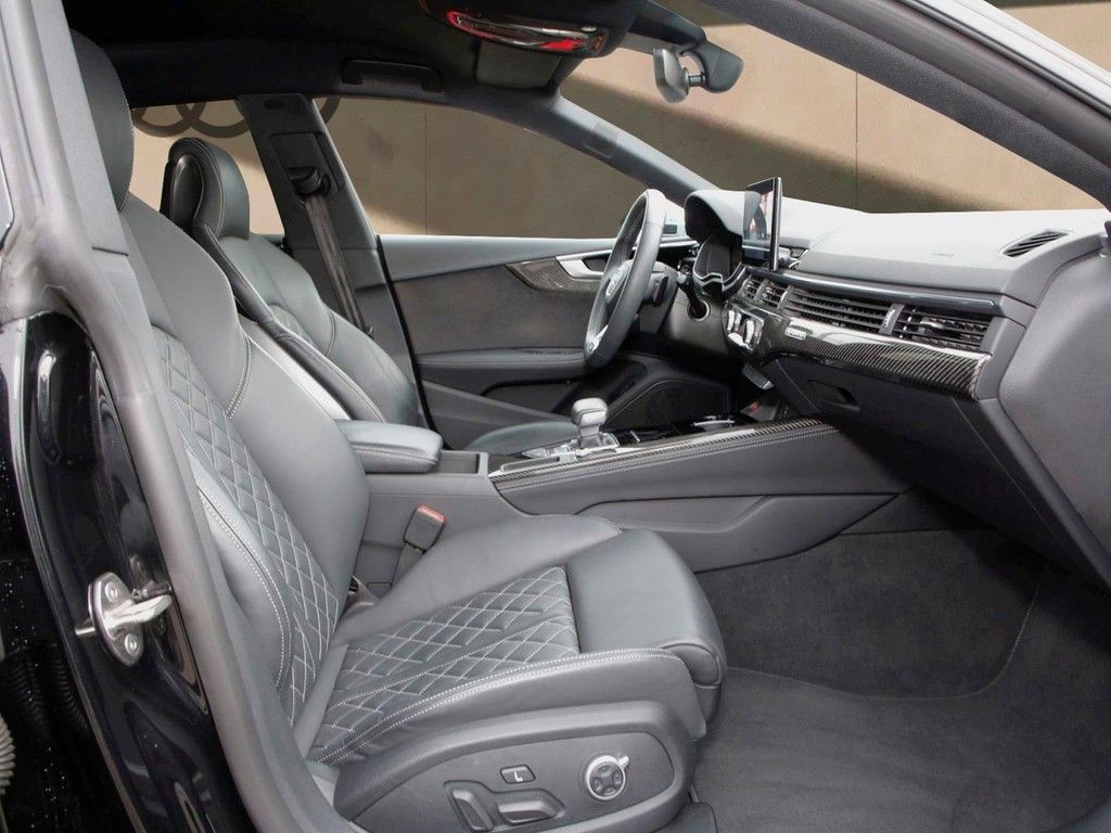 Audi S5 2023