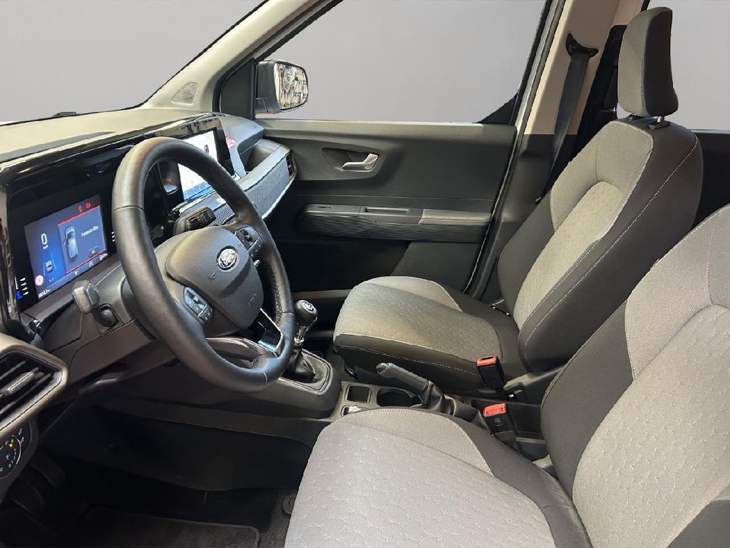 Ford Tourneo Courier 2025