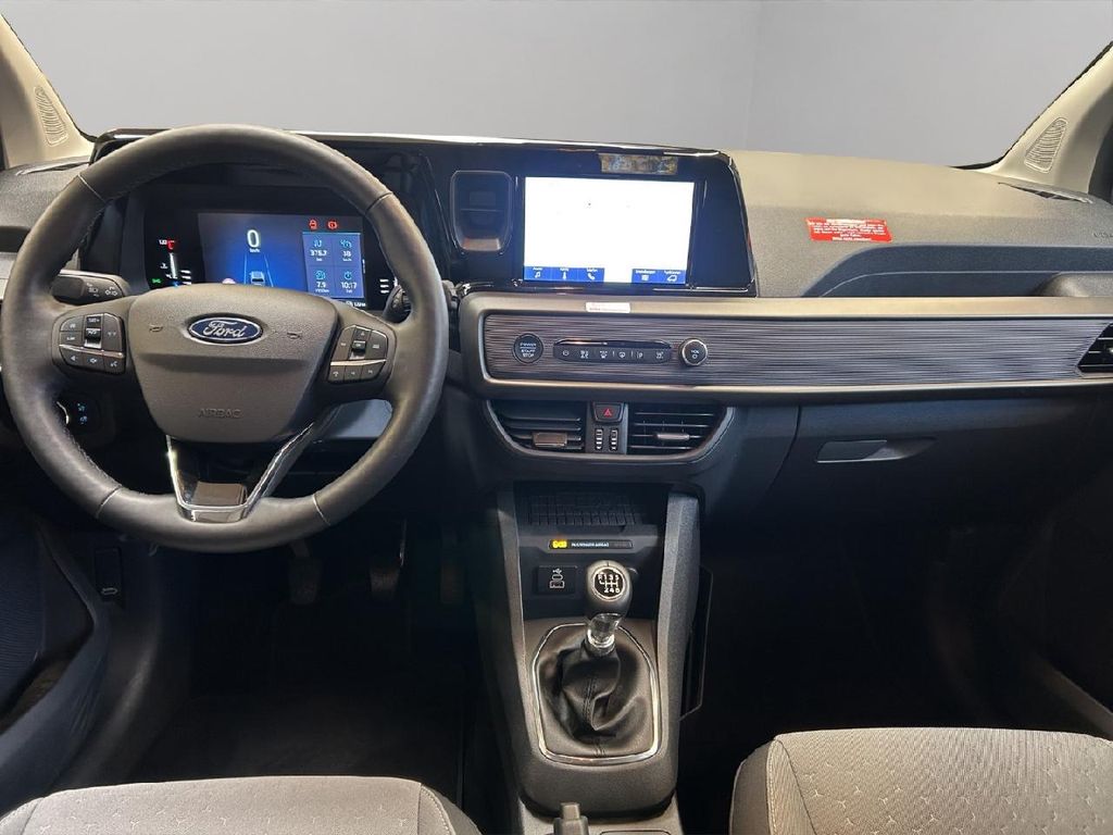 Ford Tourneo Courier 2025