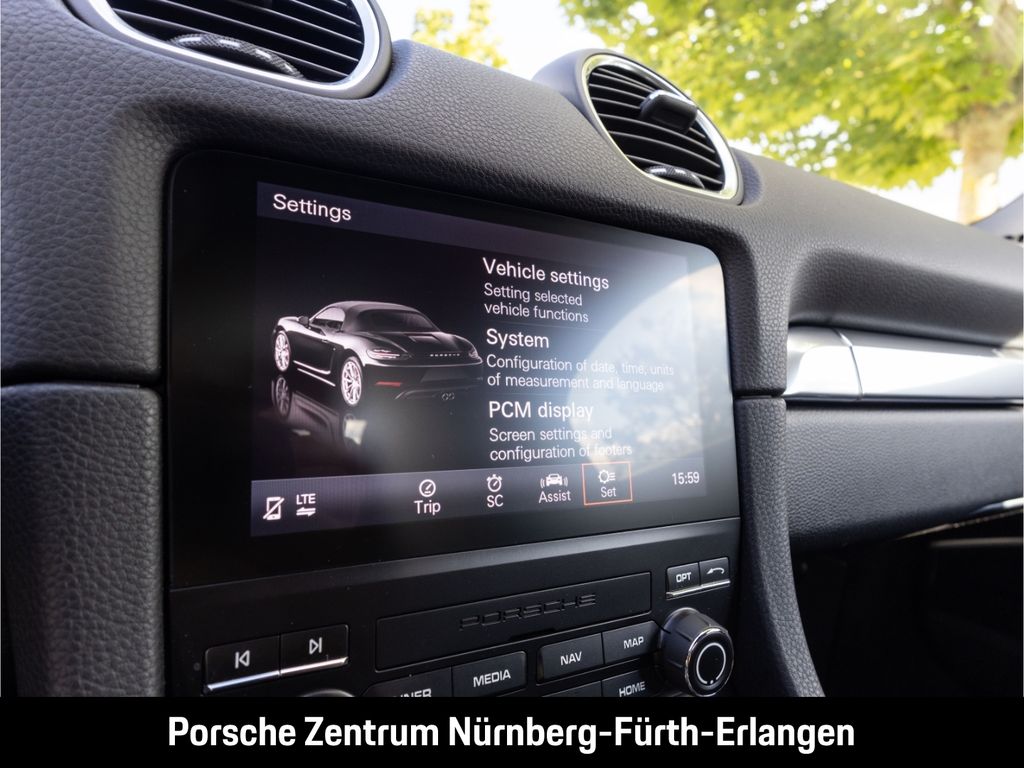 Porsche Boxster 2024