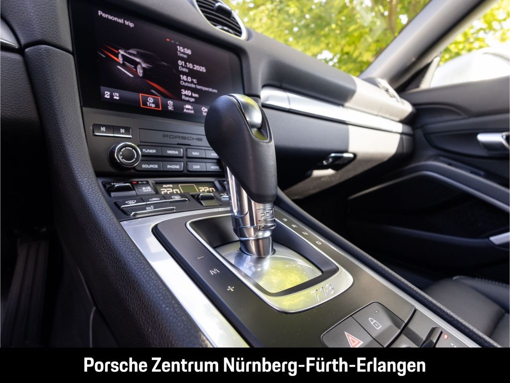 Porsche Boxster 2024