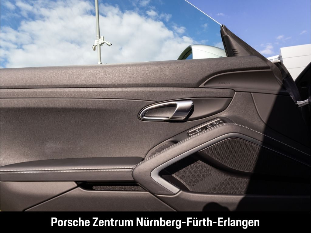 Porsche Boxster 2024