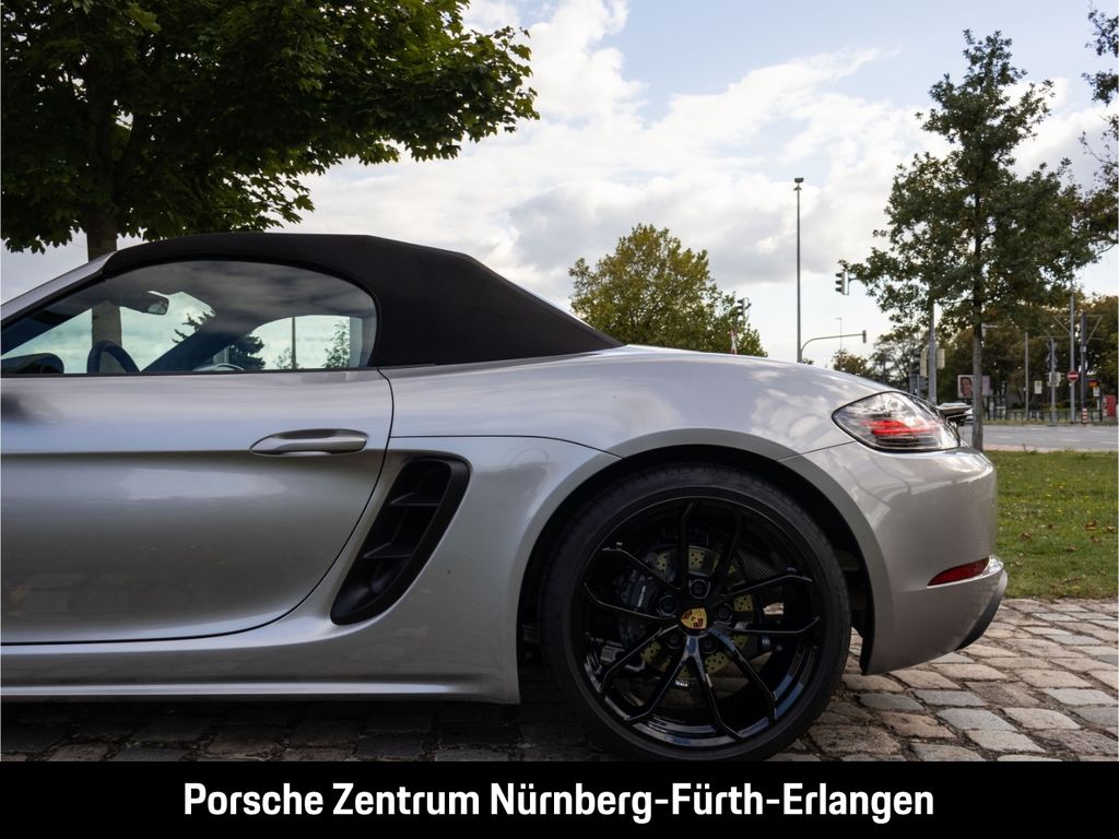 Porsche Boxster 2024
