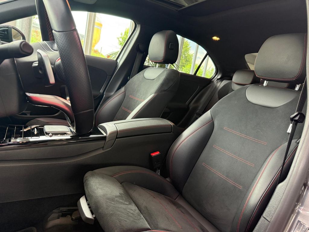 Mercedes-Benz A 220 2022