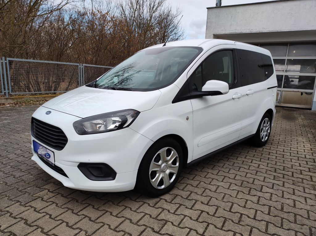 Ford Tourneo Courier 2021