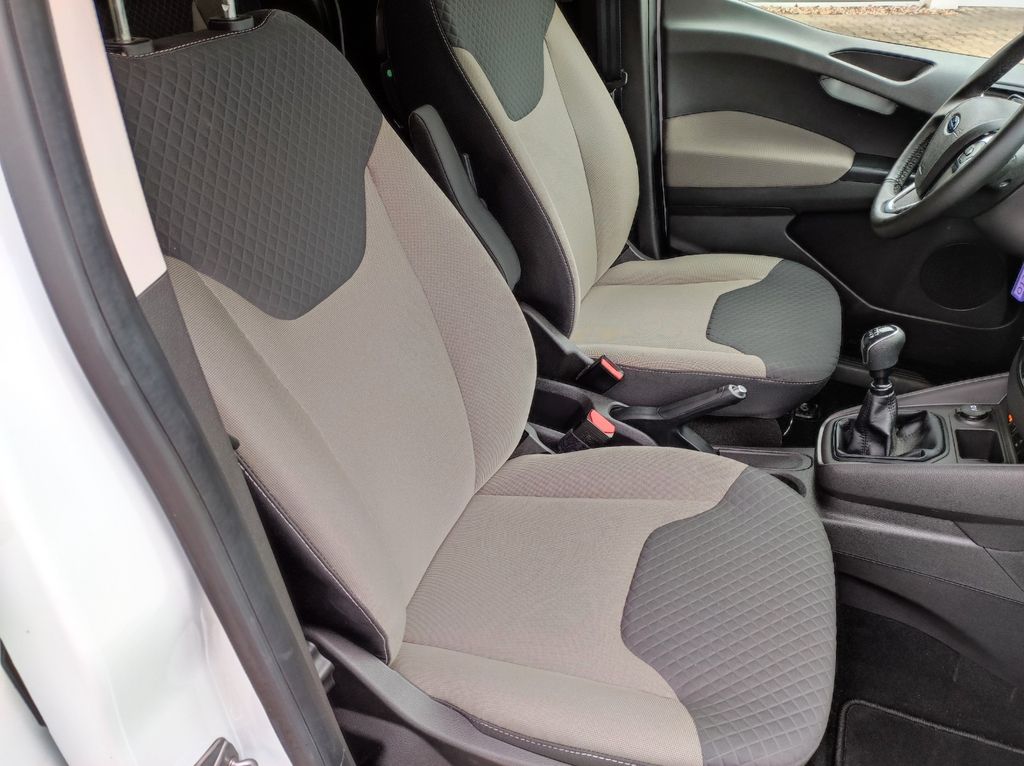 Ford Tourneo Courier 2021