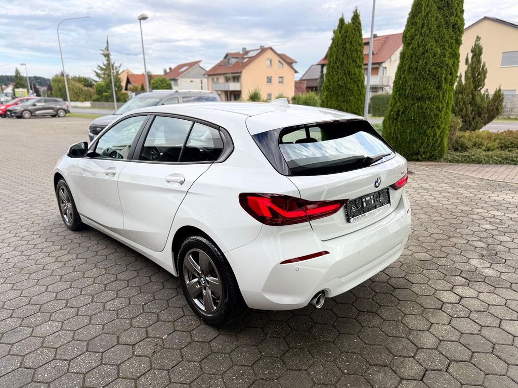 BMW 116 2024