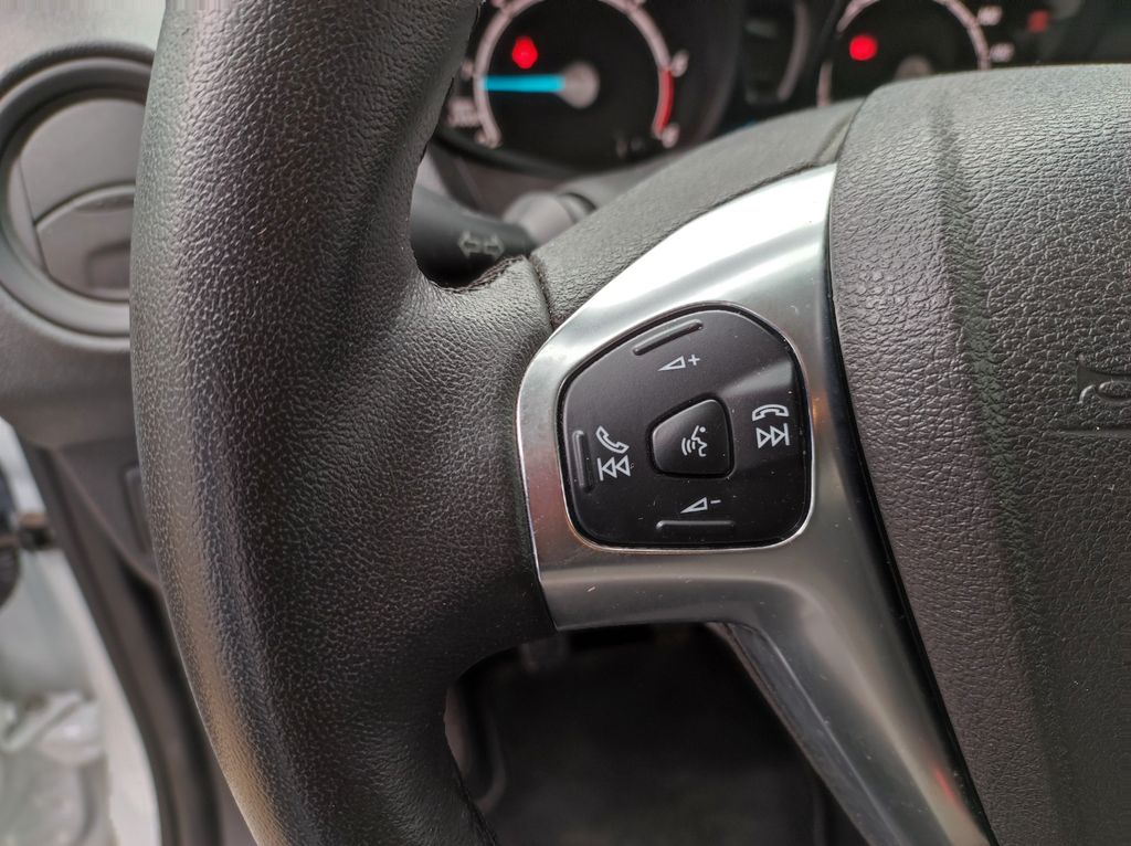 Ford Tourneo Courier 2021