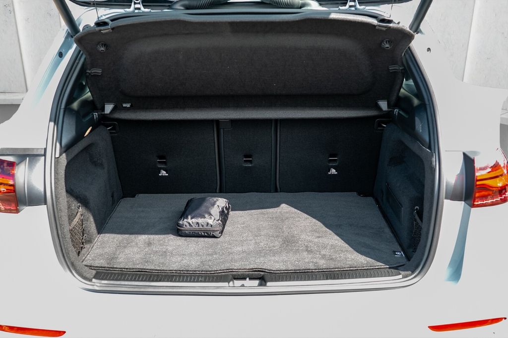 Mercedes-Benz B 180 2024