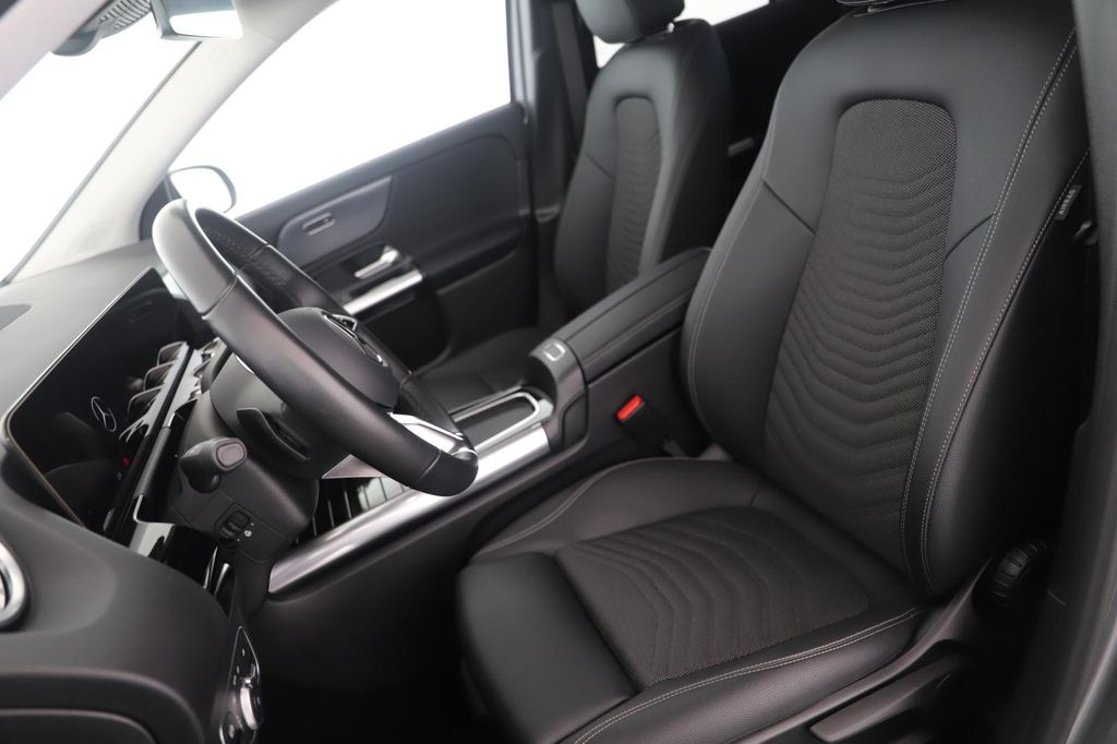 Mercedes-Benz GLA 220 2024