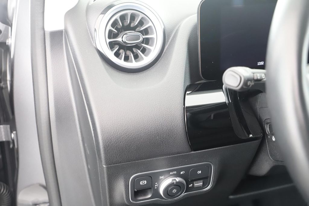 Mercedes-Benz GLA 220 2024