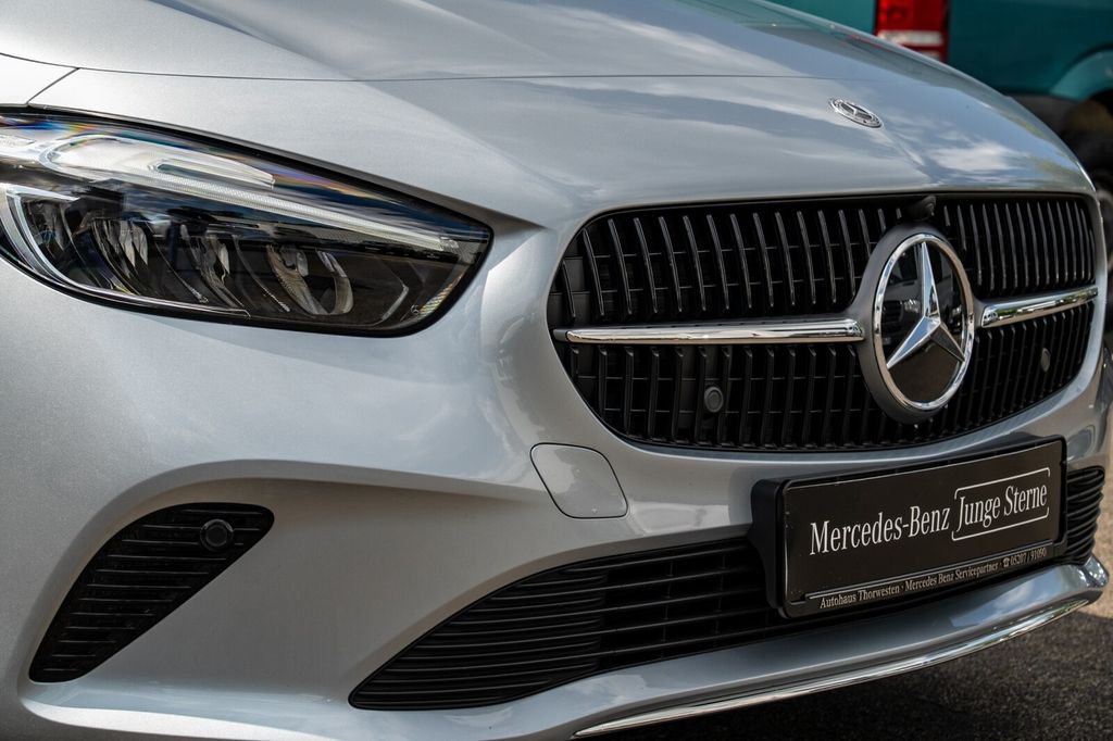 Mercedes-Benz B 180 2024