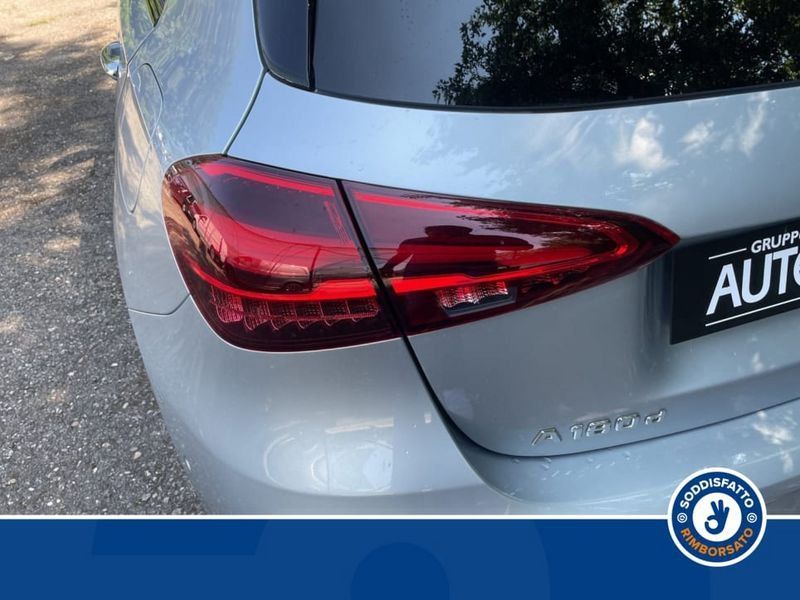 Mercedes-Benz A 180 2025