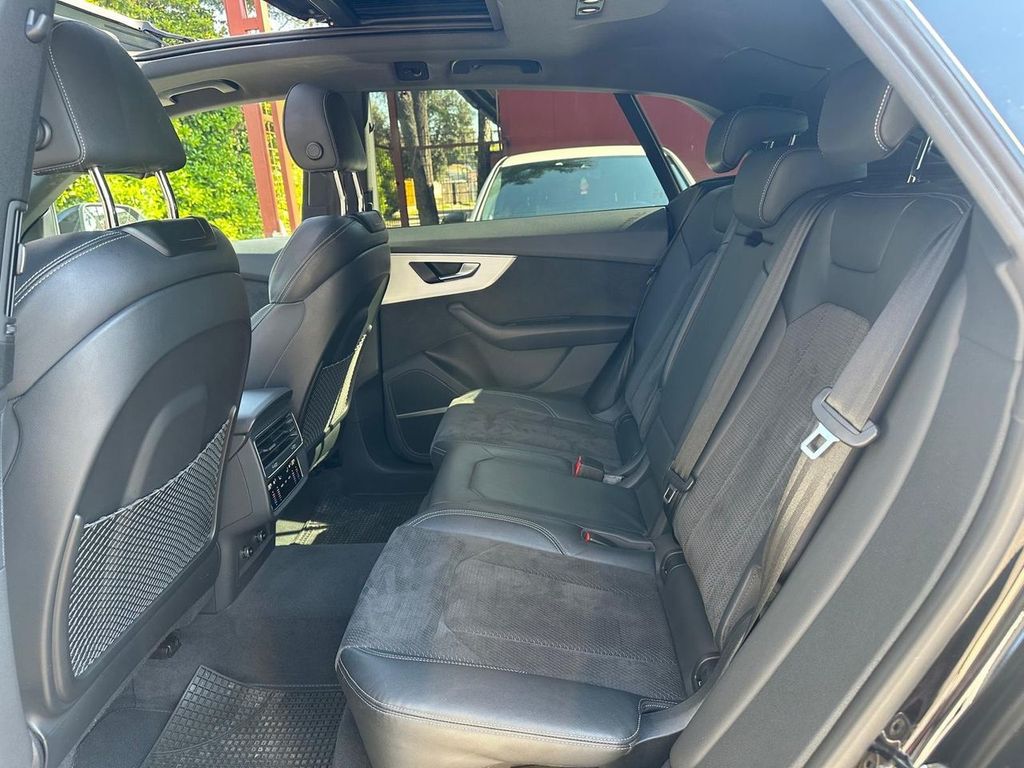 Audi Q8 2020