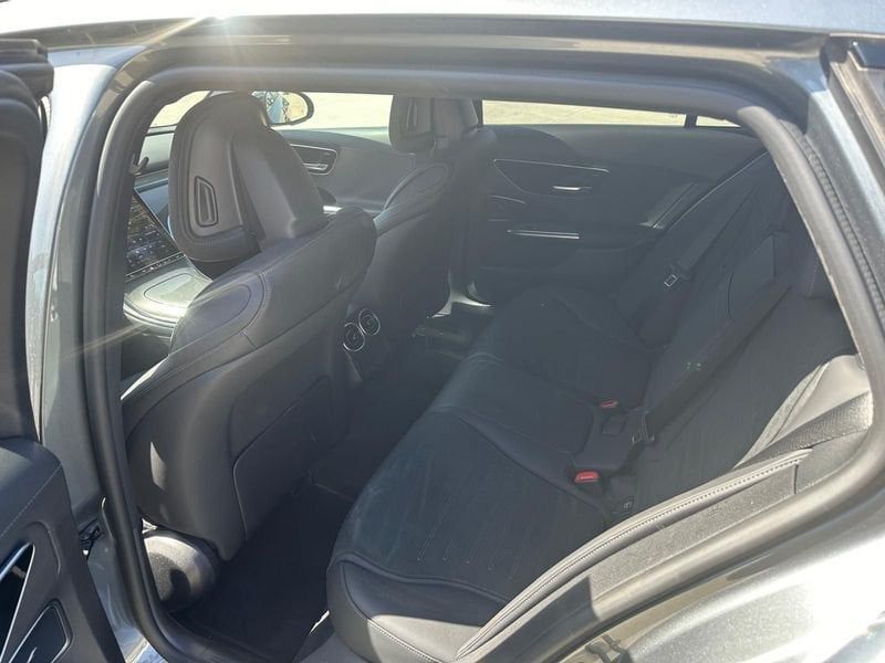 Mercedes-Benz C 300 2023