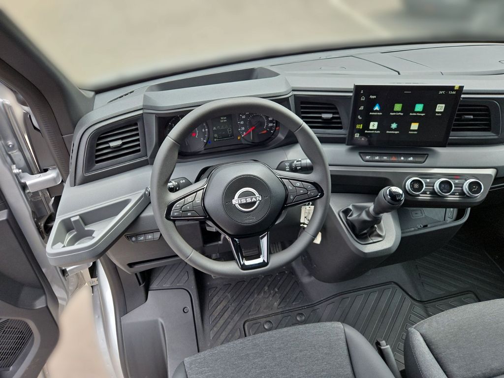Nissan Interstar
