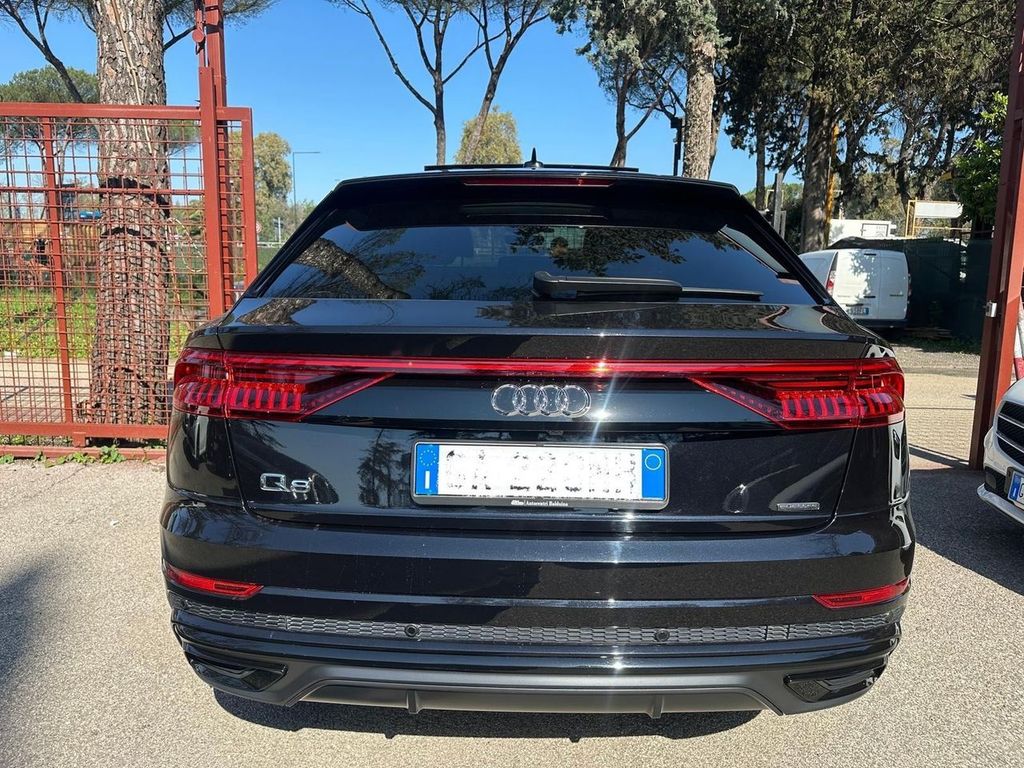 Audi Q8 2020