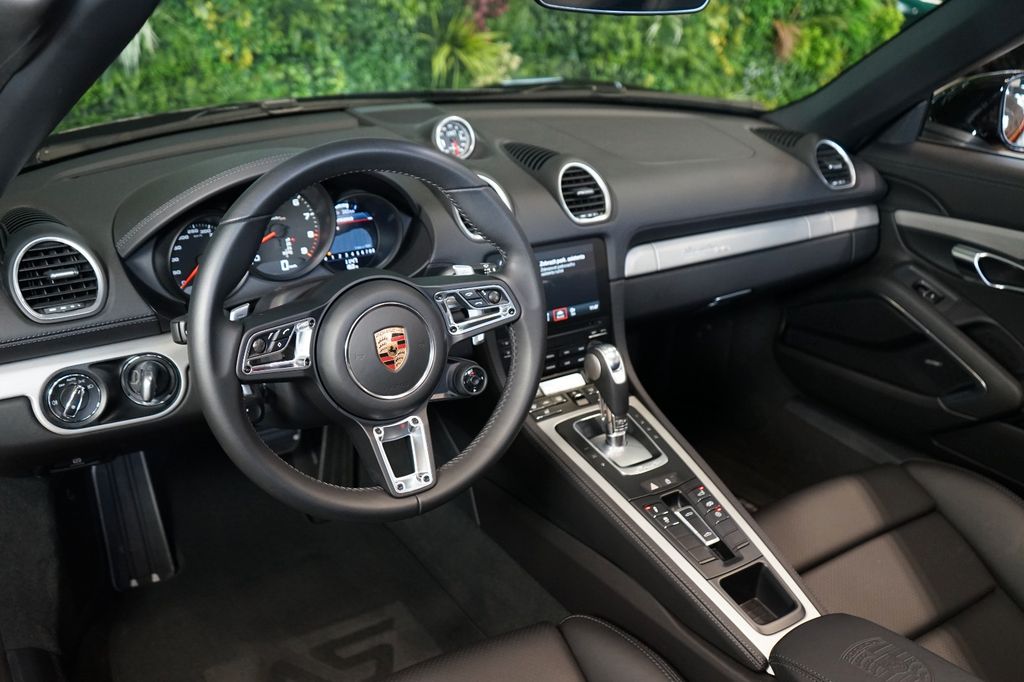 Porsche Boxster 2022