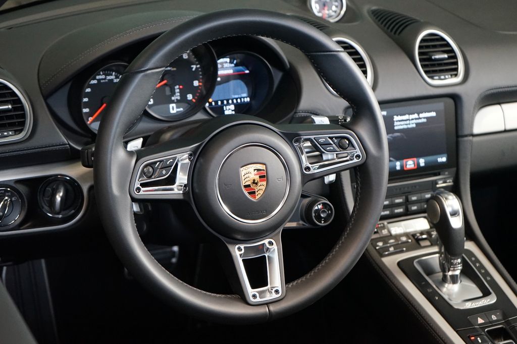 Porsche Boxster 2022