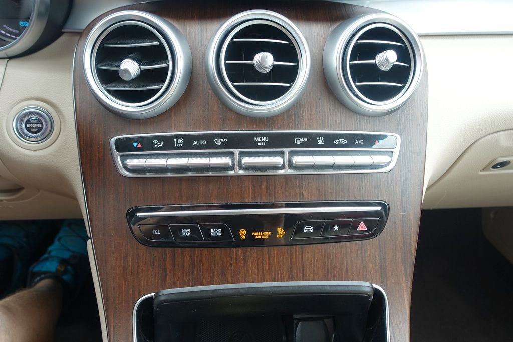 Mercedes-Benz GLC 300 2021