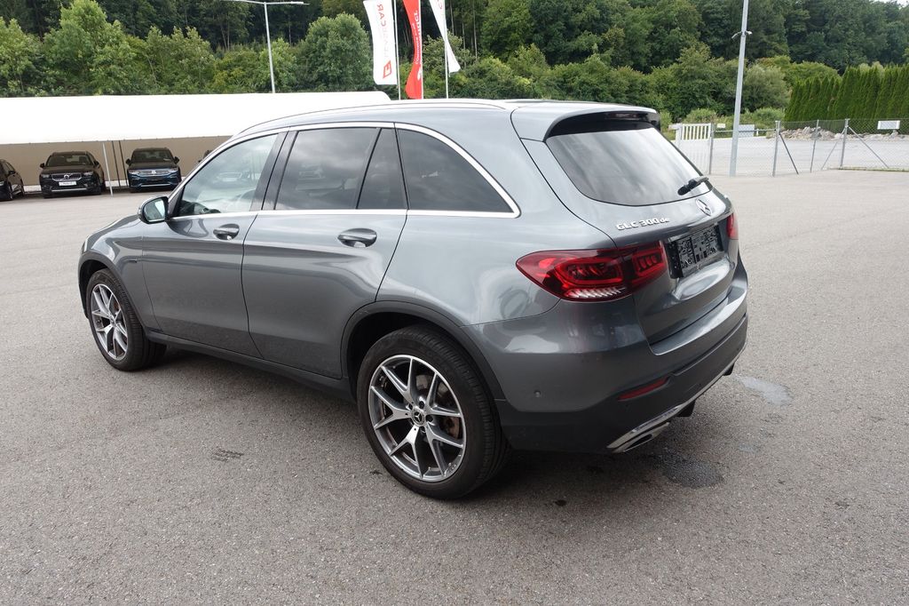 Mercedes-Benz GLC 300 2021