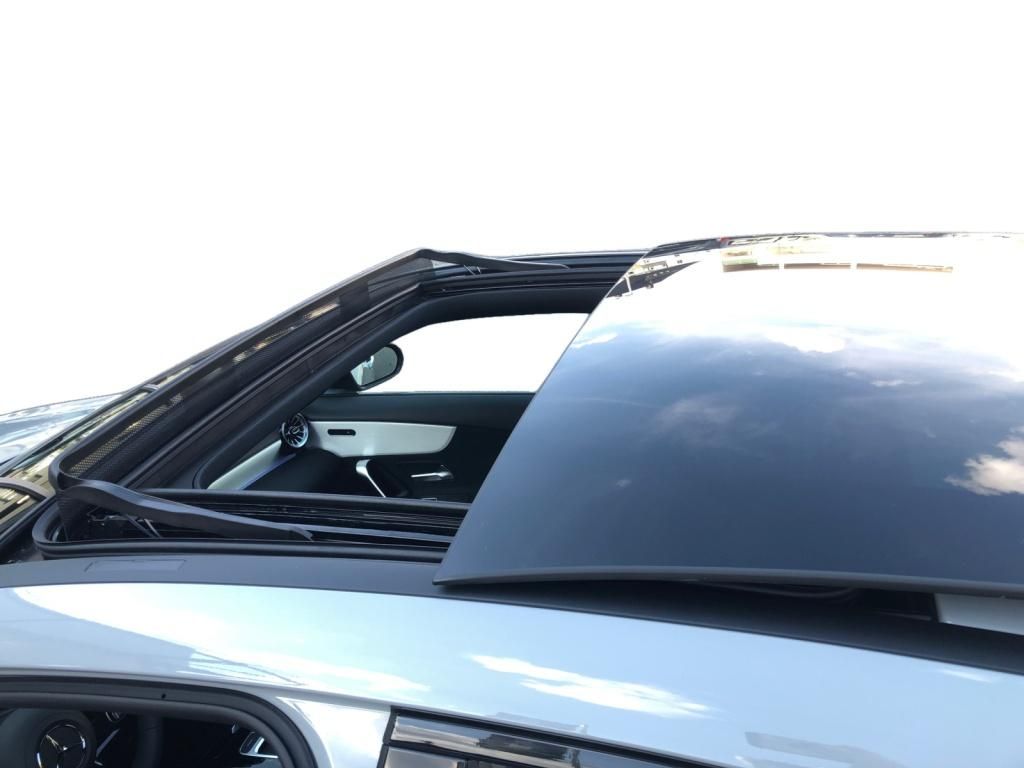 Mercedes-Benz A 220 2025