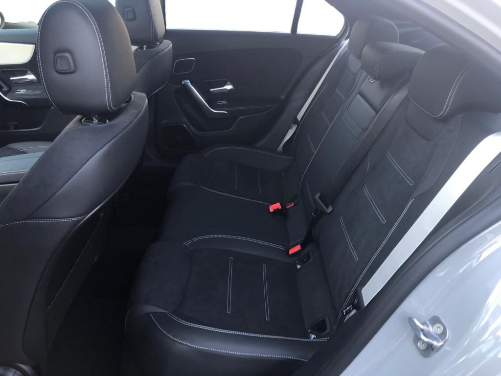 Mercedes-Benz A 220 2025