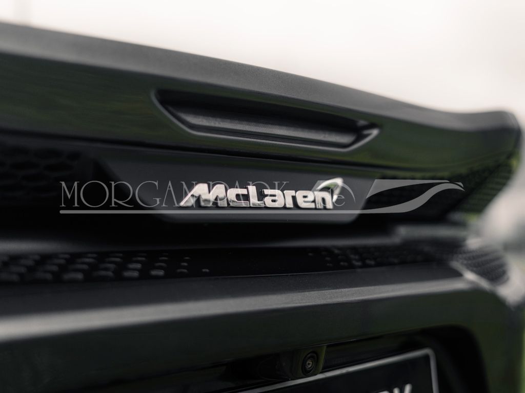 McLaren GT 2021