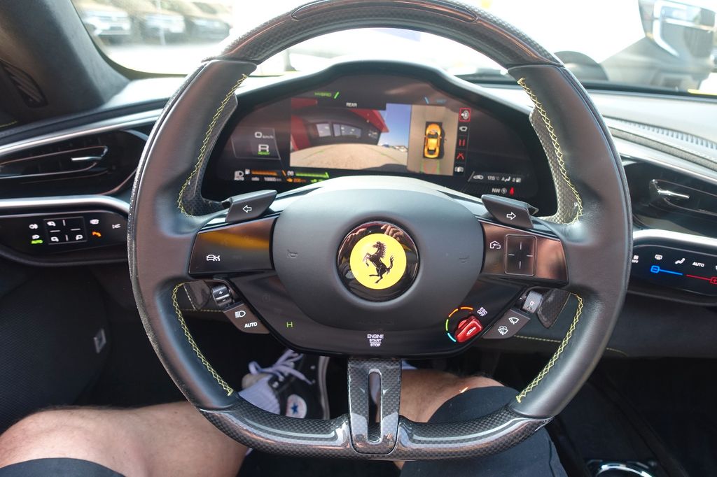 Ferrari 296 GTS 2023