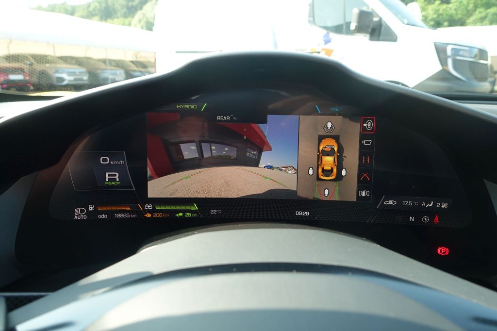 Ferrari 296 GTS 2023