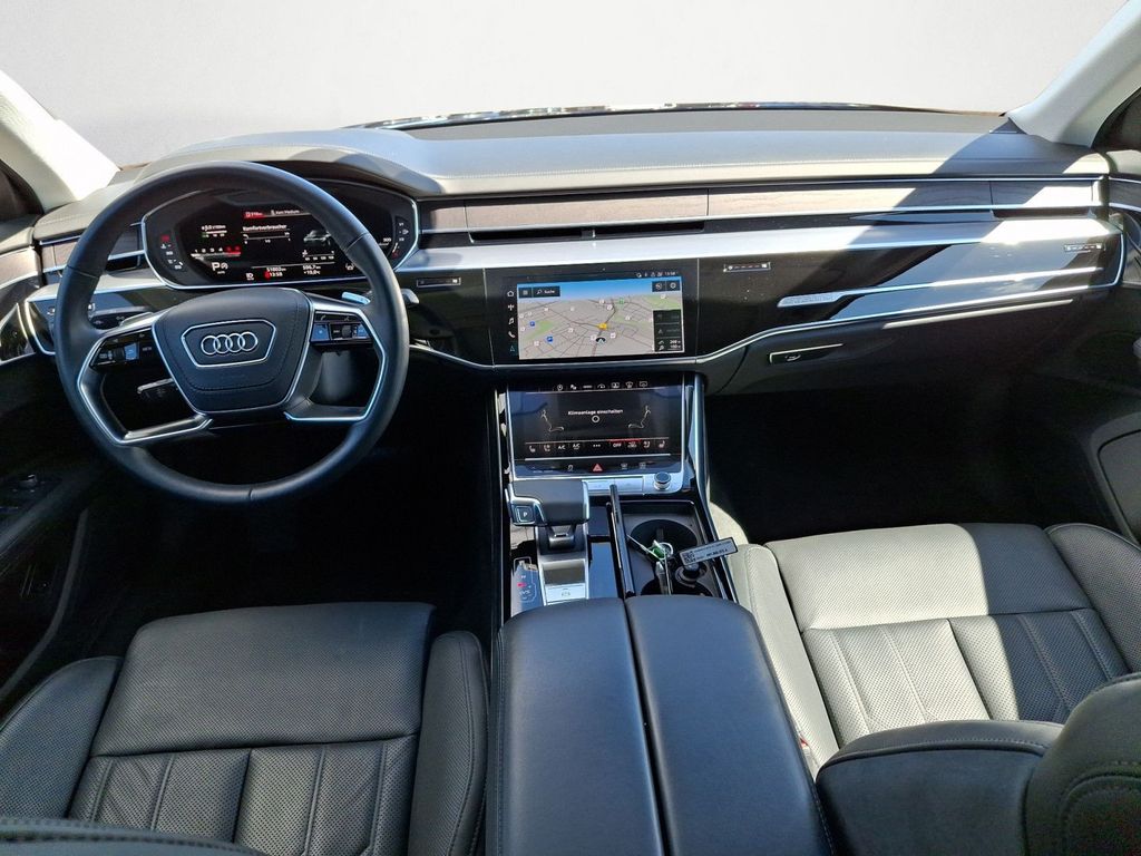 Audi A8 2022