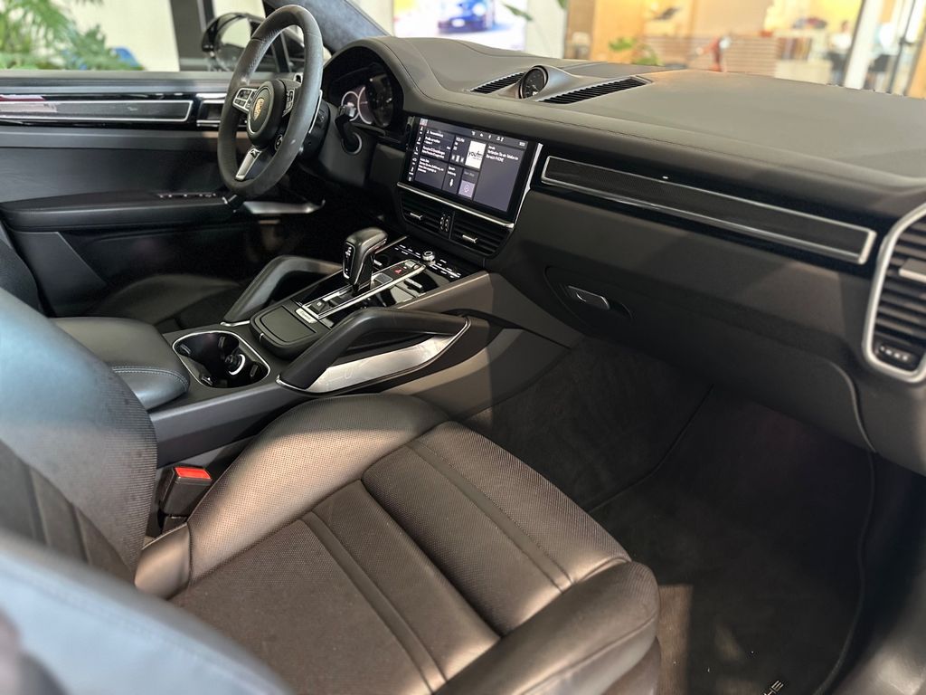 Porsche Cayenne 2020