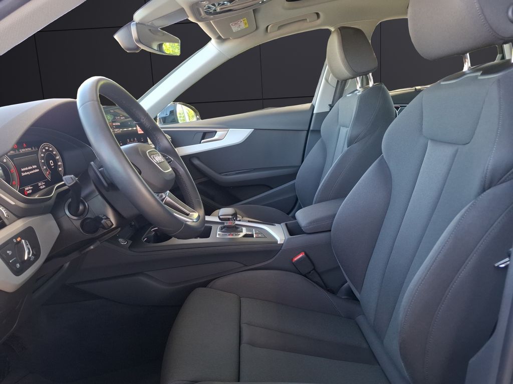 Audi A4 Allroad 2023