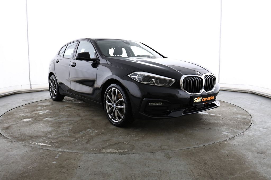 BMW 120 2023