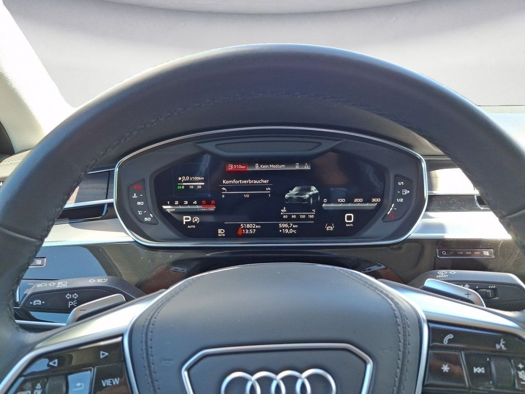 Audi A8 2022