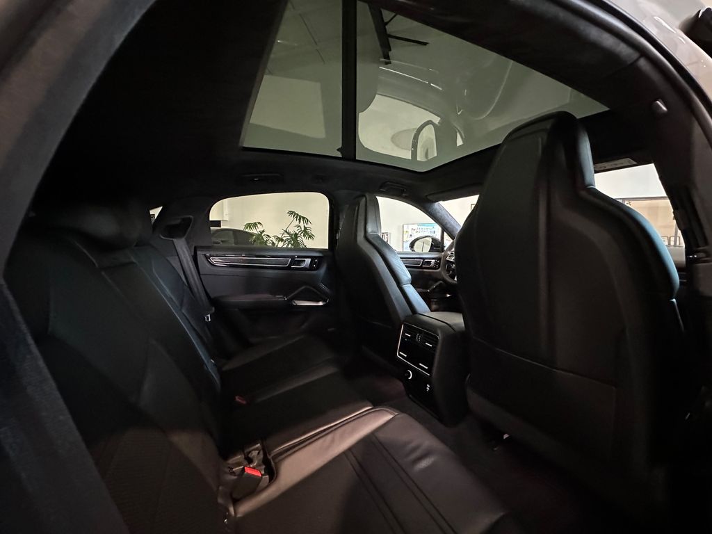 Porsche Cayenne 2020